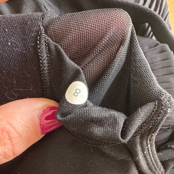 Lululemon City Peplum Tank in Black - Picture 2 of 5